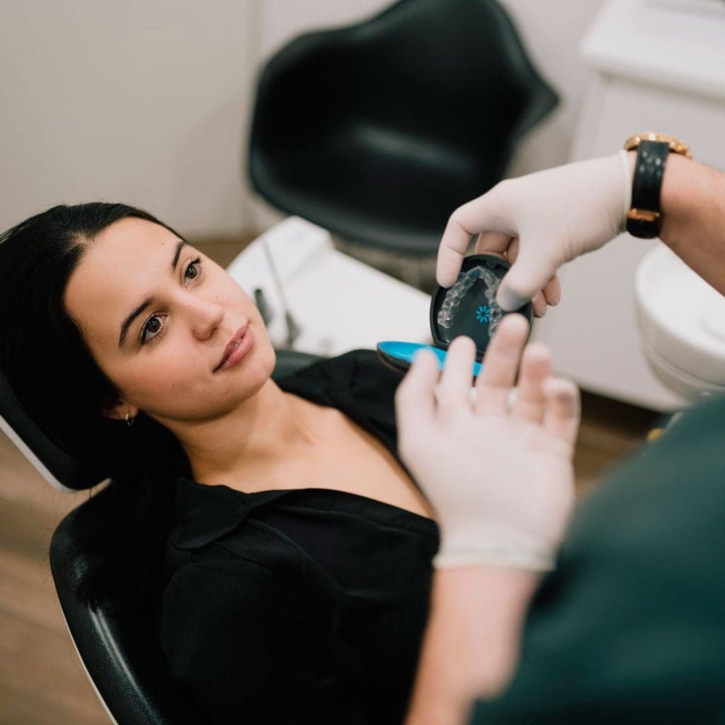 clínica dental en Barcelona y Gavá, dentista en Barcelona y Gavá.